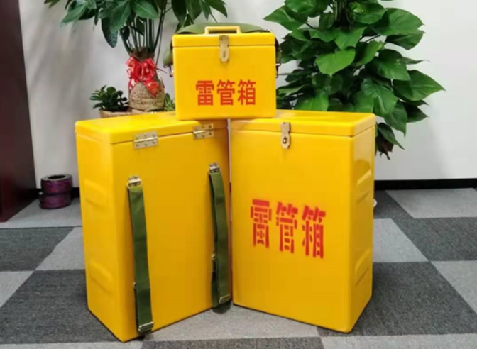 铁锋如何防止雷管箱炸药箱等矿用物品生锈？