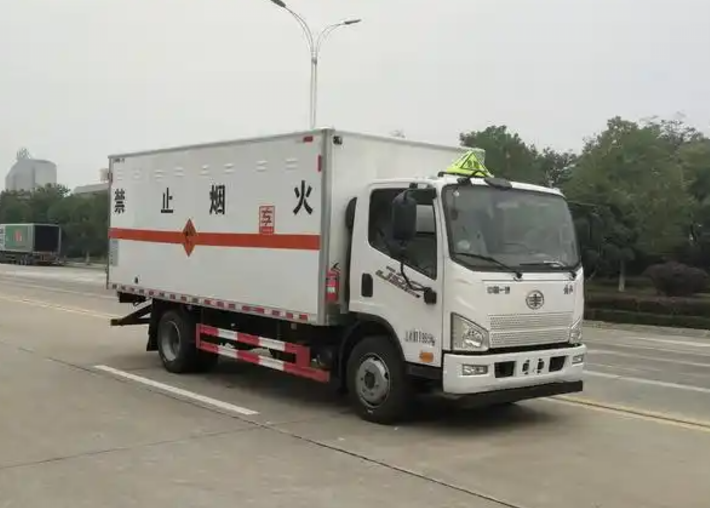 铁锋爆破器材运输车可以上高速吗？